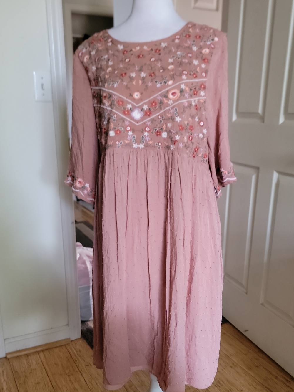 Tea N Rose Embroidered Pink Floral Midi Dress